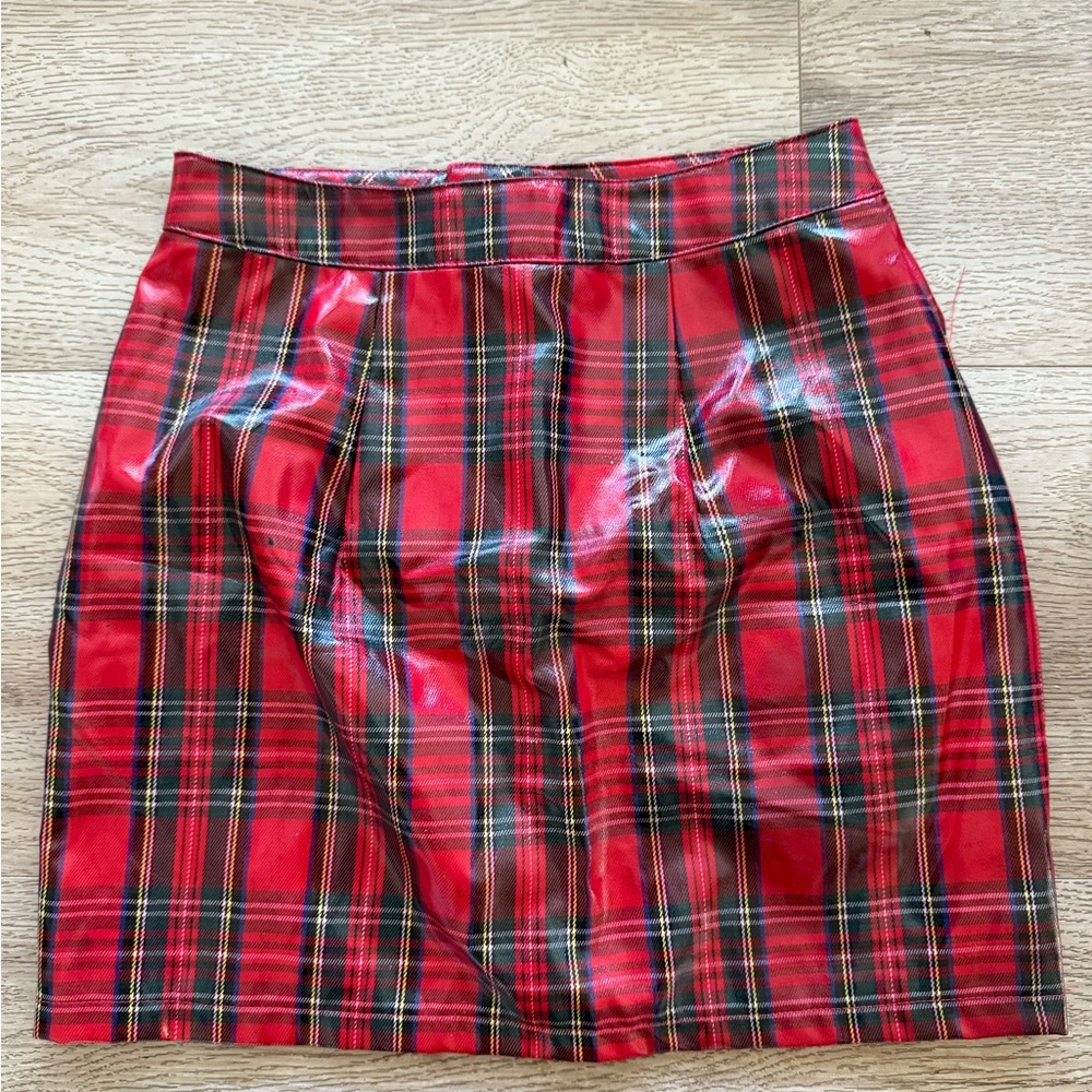Superdown Red and Black Plaid Mini Skirt - Picture 2 of 3